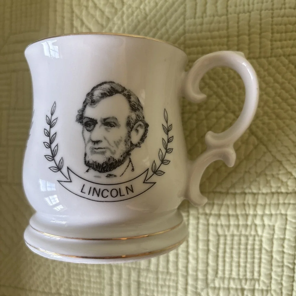 Vintage Lincoln Grant Rosevelt Presidential Shaving Mustache Mug Scroll Handle